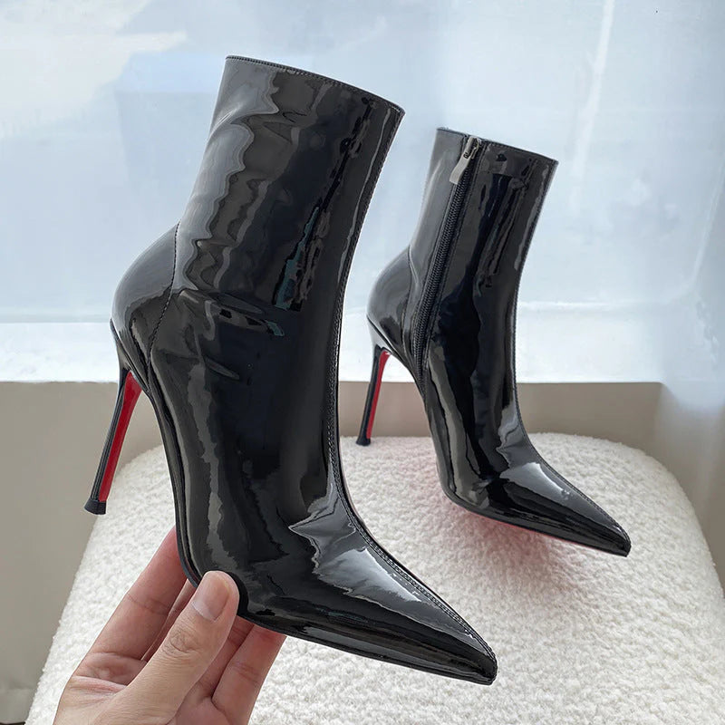 Talons Carla